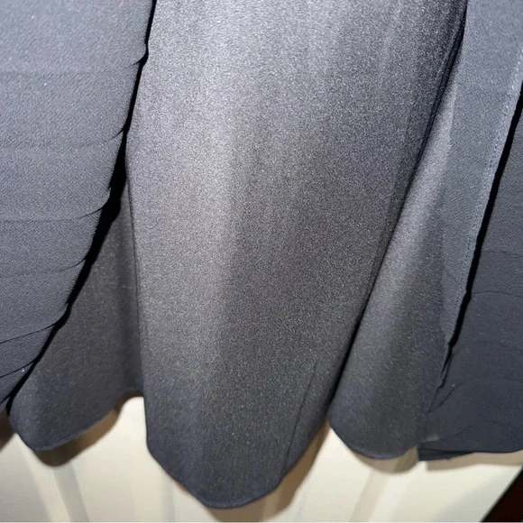 Banana Republic PLEATED CHIFFON MIDI SKIRT women’s size 8 black - Picture 6 of 12